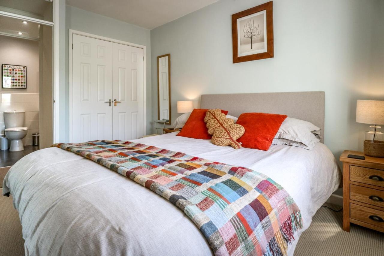 Upper Beeches Villa Oakhill Екстериор снимка