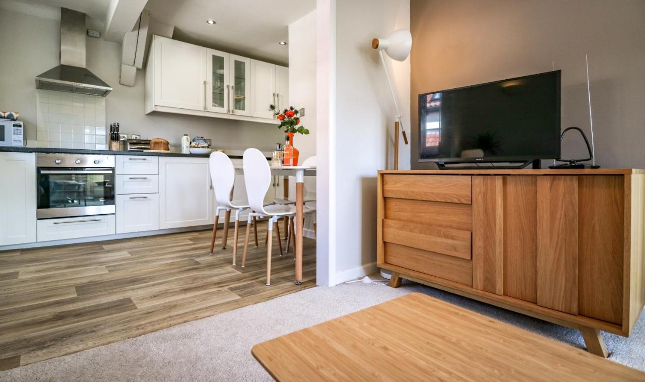 Upper Beeches Villa Oakhill Екстериор снимка