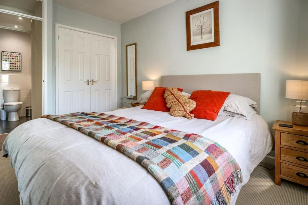 Upper Beeches Villa Oakhill Екстериор снимка